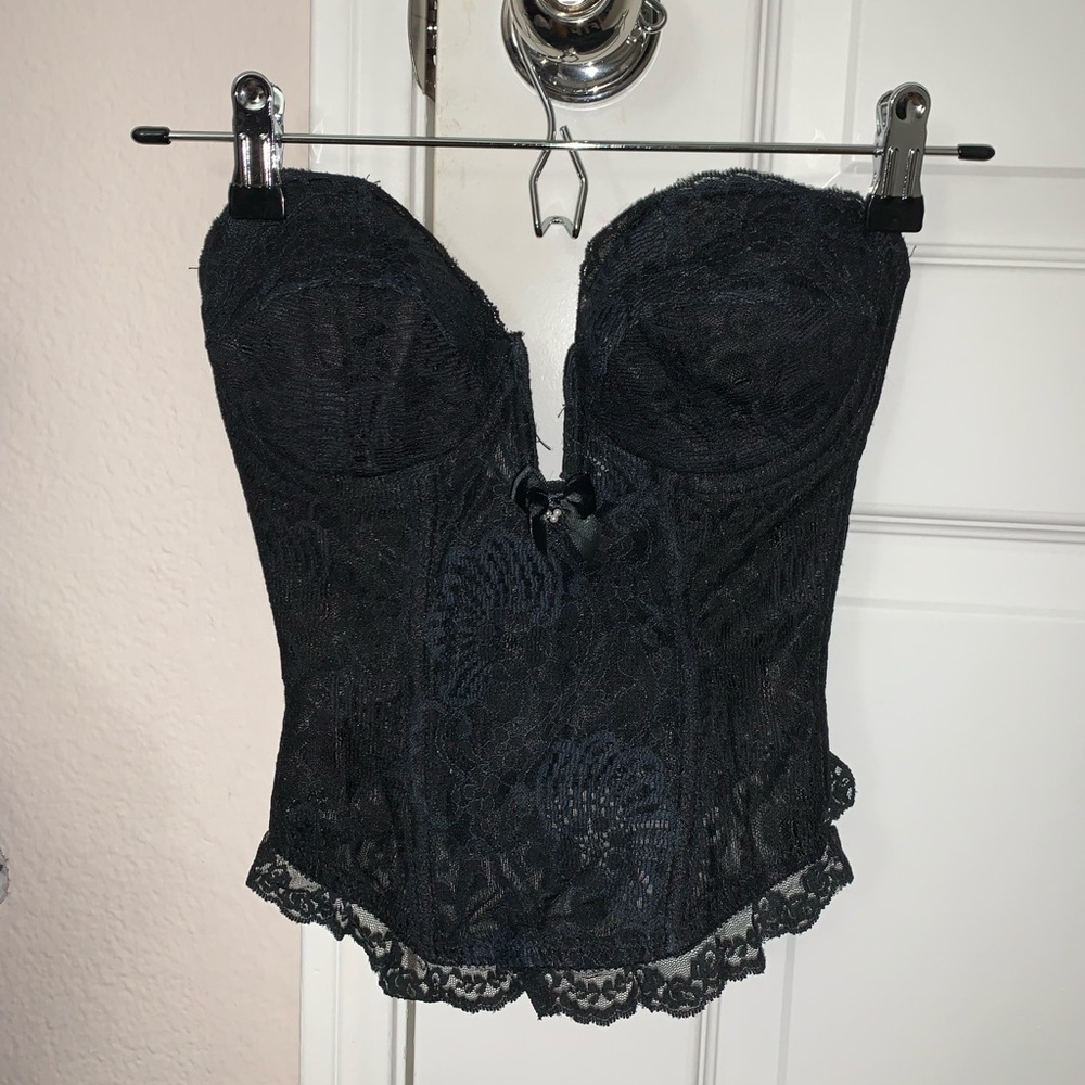 Sexy black lace bustier🦇🖤